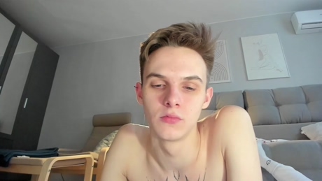 horny_jerk_roy_prick2001  25-12-2021